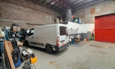 Venta / Permuta Galpón 200m2 cubiertos. Zona Sur, Rosario.