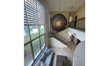 VENTA DE CASA EN CLAYTON -  LOS SENDEROS DE CAMINOS DE CRUCES
