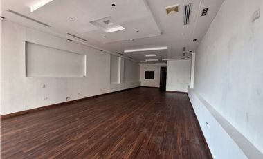 LOCAL LIBERTY PLAZA - Av. 12 de Octubre (110m2) - RB.P