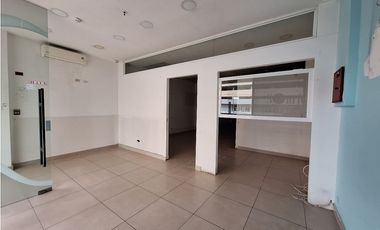LOCAL LIBERTY PLAZA - Av. 12 de Octubre (111m2) - RB.P