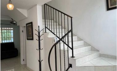 ALQUILO CASA EN CHORRERA VALLE DORADO 3R