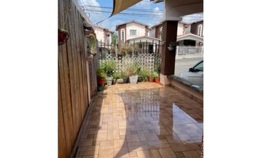 ALQUILO CASA EN CHORRERA VALLE DORADO 3R