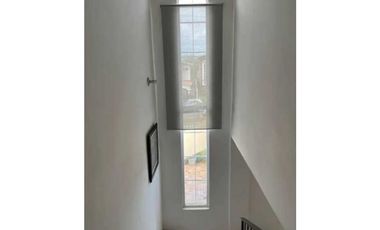 ALQUILO CASA EN CHORRERA VALLE DORADO 3R