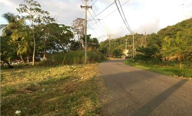 VENDO TERRENO EN COLON MARIA CHIQUITA