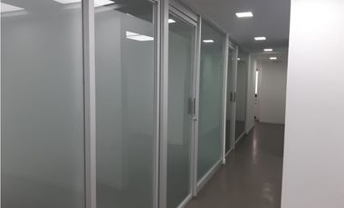MARBELLA / ROYAL CENTER / LOCAL COMERCIAL / 94M / PLANTA BAJA