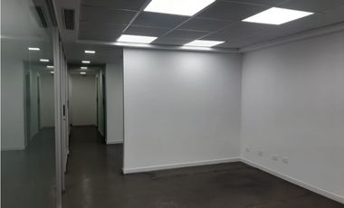 MARBELLA / ROYAL CENTER / LOCAL COMERCIAL / 94M / PLANTA BAJA
