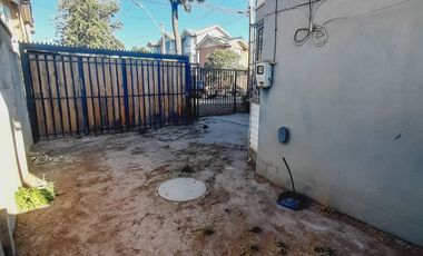 Comoda Casa, San Bernardo 3 Dormitorios en Condominio Urbano