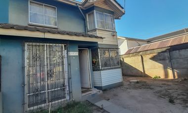 Comoda Casa, San Bernardo 3 Dormitorios en Condominio Urbano