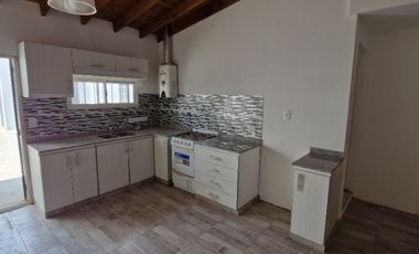Casa con Departamento en venta en Barrio Sarmiento