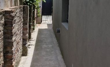 Casa con Departamento en venta en Barrio Sarmiento