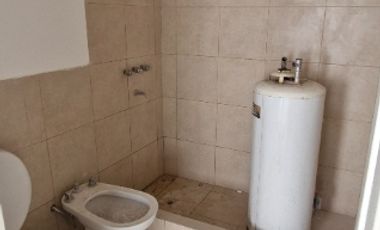 Casa con Departamento en venta en Barrio Sarmiento