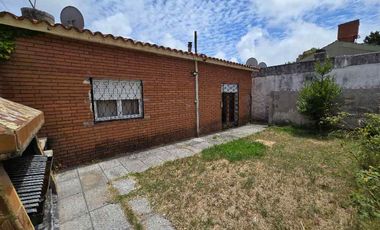 Casa PH en alquiler en Mar de Ajo