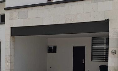 VENTA de casa en PRIVADA NUEVA Col.Real del Valle, Santa Catarina