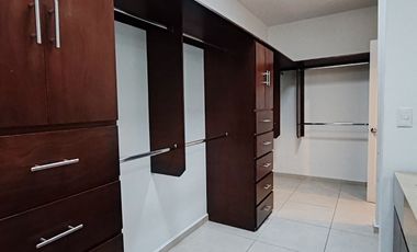 VENTA de casa en PRIVADA NUEVA Col.Real del Valle, Santa Catarina