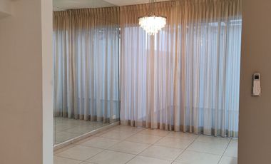 VENTA de casa en PRIVADA NUEVA Col.Real del Valle, Santa Catarina