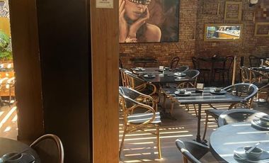 Local Comercial en Venta en DERECHO DE LLAVES DE UN SOFISTICADO Y ELEGANTE RESTAURANTE. EN LA ZONA GOURMET DE VITACURA.