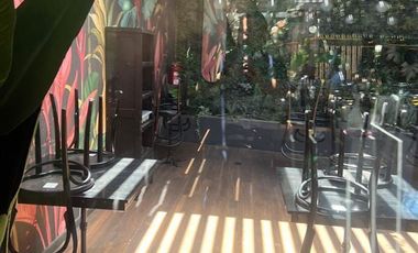 Local Comercial en Venta en DERECHO DE LLAVES DE UN SOFISTICADO Y ELEGANTE RESTAURANTE. EN LA ZONA GOURMET DE VITACURA.