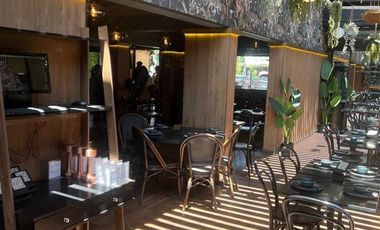 Local Comercial en Venta en DERECHO DE LLAVES DE UN SOFISTICADO Y ELEGANTE RESTAURANTE. EN LA ZONA GOURMET DE VITACURA.
