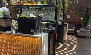 Local Comercial en Venta en DERECHO DE LLAVES DE UN SOFISTICADO Y ELEGANTE RESTAURANTE. EN LA ZONA GOURMET DE VITACURA.