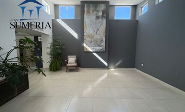 Hermosa casa de una planta en esquina Col. Cuauhtémoc