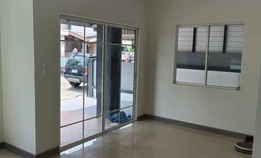 FOR SELL Townhouse/Townhome  Baan Fah Piyarom Premier Park Rangsit - Lumlukka Klong 6 BTS-Phrom Phong CX-113834