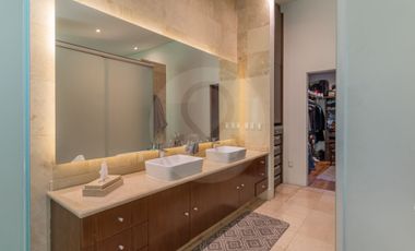 Casa en venta en Lomas Hipódromo