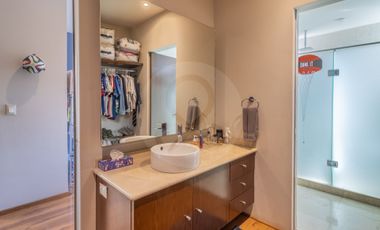 Casa en venta en Lomas Hipódromo