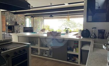 Conjunto La Culebra Valle de Bravo Casa en venta en Santa María Ahuacatlan