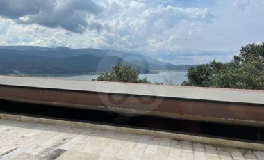 Conjunto La Culebra Valle de Bravo Casa en venta en Santa María Ahuacatlan