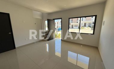 CASA EN VENTA EN COTO 84 RESIDENCIAL, VALLE SUR, TIJUANA
