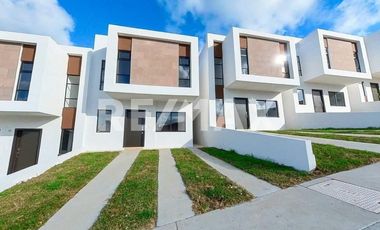CASA EN VENTA EN COTO 84 RESIDENCIAL, VALLE SUR, TIJUANA