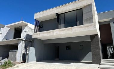 Casa en Venta en Santiago