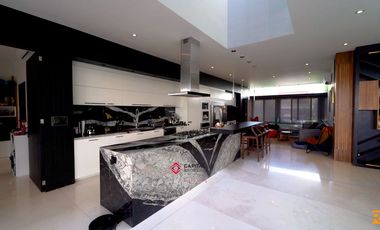 CASA NUEVA CON ALBERCA ZONA NORTE