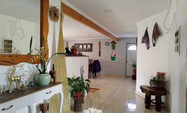 Casa en Venta en Frente a colegio Virginia Subercaseaux