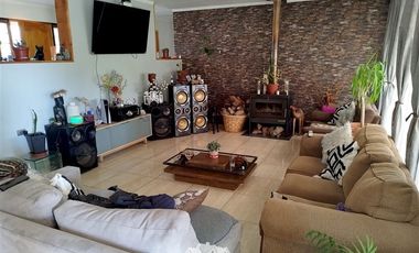 Casa en Venta en Frente a colegio Virginia Subercaseaux