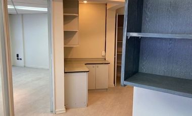 Oficina en Venta en CONSTANERA CENTER/METRTO TOBALABA