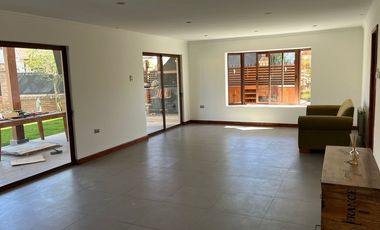 SE VENDE Casa en Condominio CIBELES - Talca