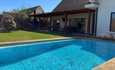 SE VENDE Casa en Condominio CIBELES - Talca