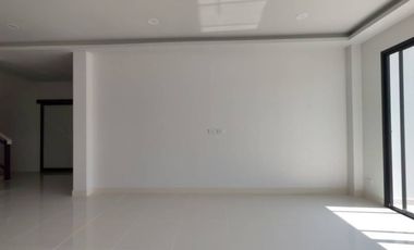 4 Bedroom House for sale at Tantara