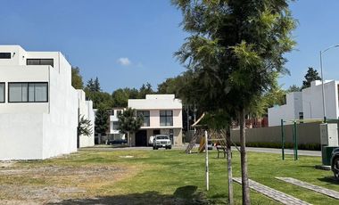 VENTA DE TERRENO EN ESQUINA EN PUNTA LOMA ZONA ZAVALETA