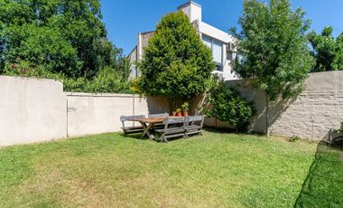 CASA EN VENTA EN LA HORQUETA DE 4 AMB