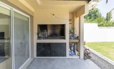 CASA EN VENTA EN LA HORQUETA DE 4 AMB