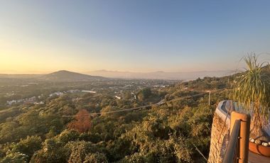 Venta Hermosa casa con vista panorámica en Club de Golf San Gaspar
