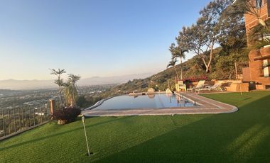 Venta Hermosa casa con vista panorámica en Club de Golf San Gaspar