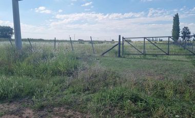 ALVAREZ  TERRENO 2HAS A METROS DE RUTA 18