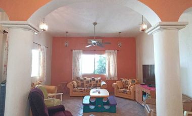 Entrega inmediata| UNA PLANTA| 3 recámaras| Zona la ceiba