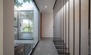 Casa en venta en Merida Conkal en privada con 3 recamaras