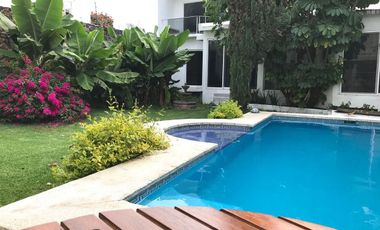 LINDA CASA EN BURGOS BUGAMBILIAS