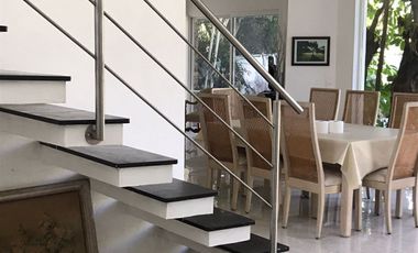 LINDA CASA EN BURGOS BUGAMBILIAS