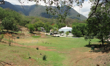 Quinta  en Venta en Santiago / El Alamo